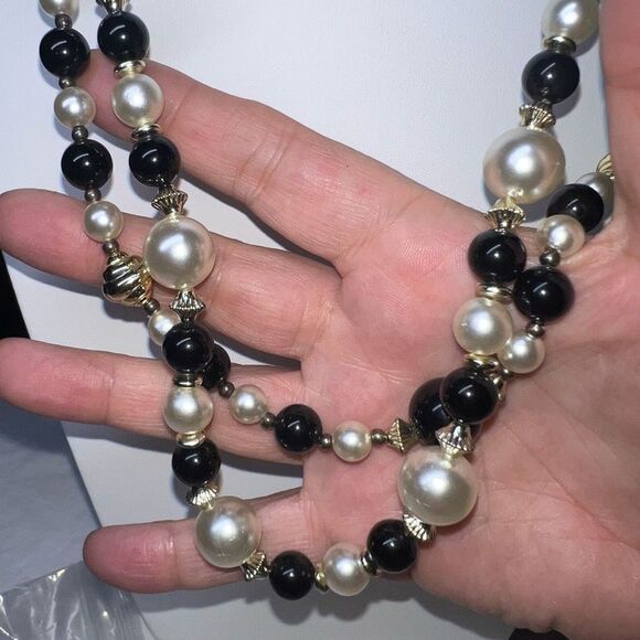 Vintage Double Strand Black Bead and Faux Pearl Necklace - Picture 4 of 7